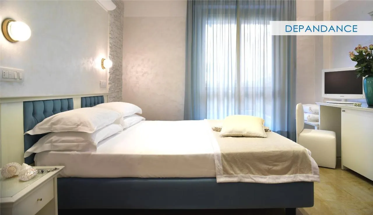 Hotel Feldberg Riccione Italië