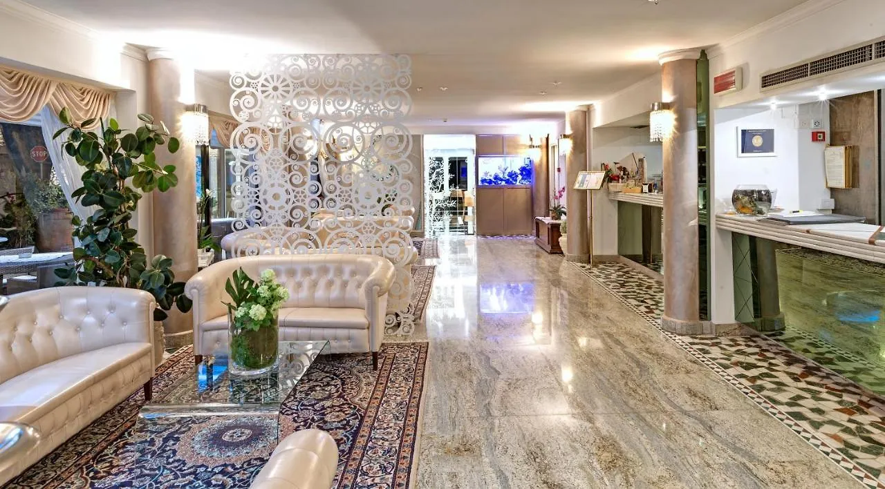 Hotel Feldberg Riccione 4*,